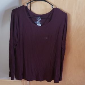 Long sleeve tee